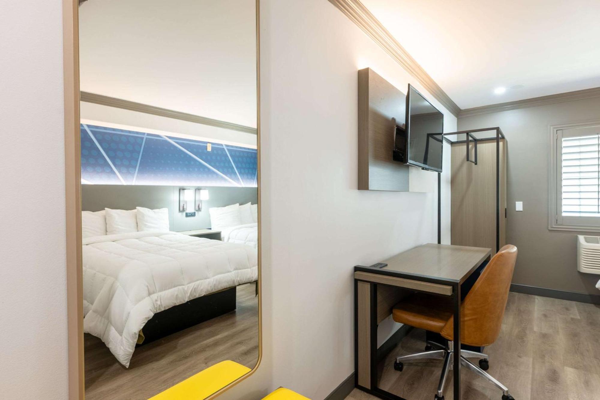 ซูเปอร์ 8 บาย วินด์แฮม ทอแรนซ์ ลอสแองเจลิส แอร์พอร์ต แอเรีย Hotel ทอร์แรนซ์ ภายนอก รูปภาพ