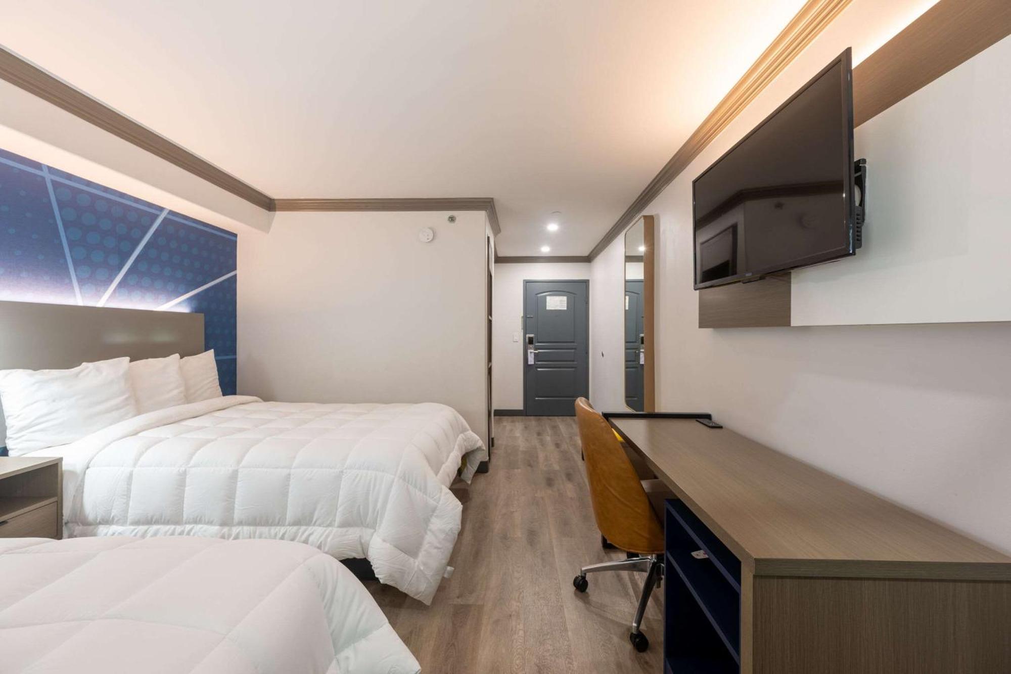ซูเปอร์ 8 บาย วินด์แฮม ทอแรนซ์ ลอสแองเจลิส แอร์พอร์ต แอเรีย Hotel ทอร์แรนซ์ ภายนอก รูปภาพ