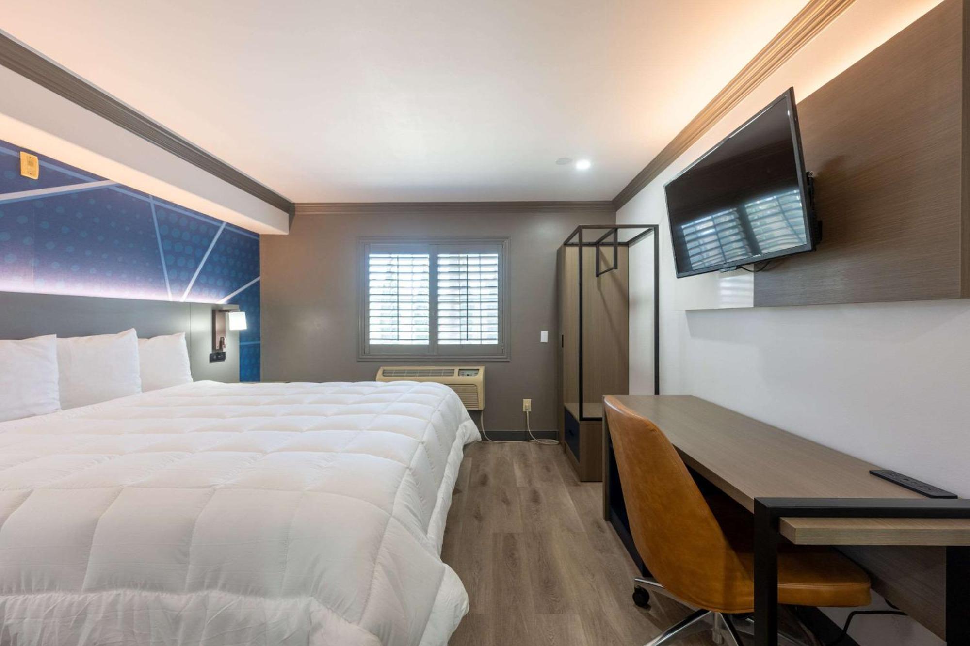 ซูเปอร์ 8 บาย วินด์แฮม ทอแรนซ์ ลอสแองเจลิส แอร์พอร์ต แอเรีย Hotel ทอร์แรนซ์ ภายนอก รูปภาพ