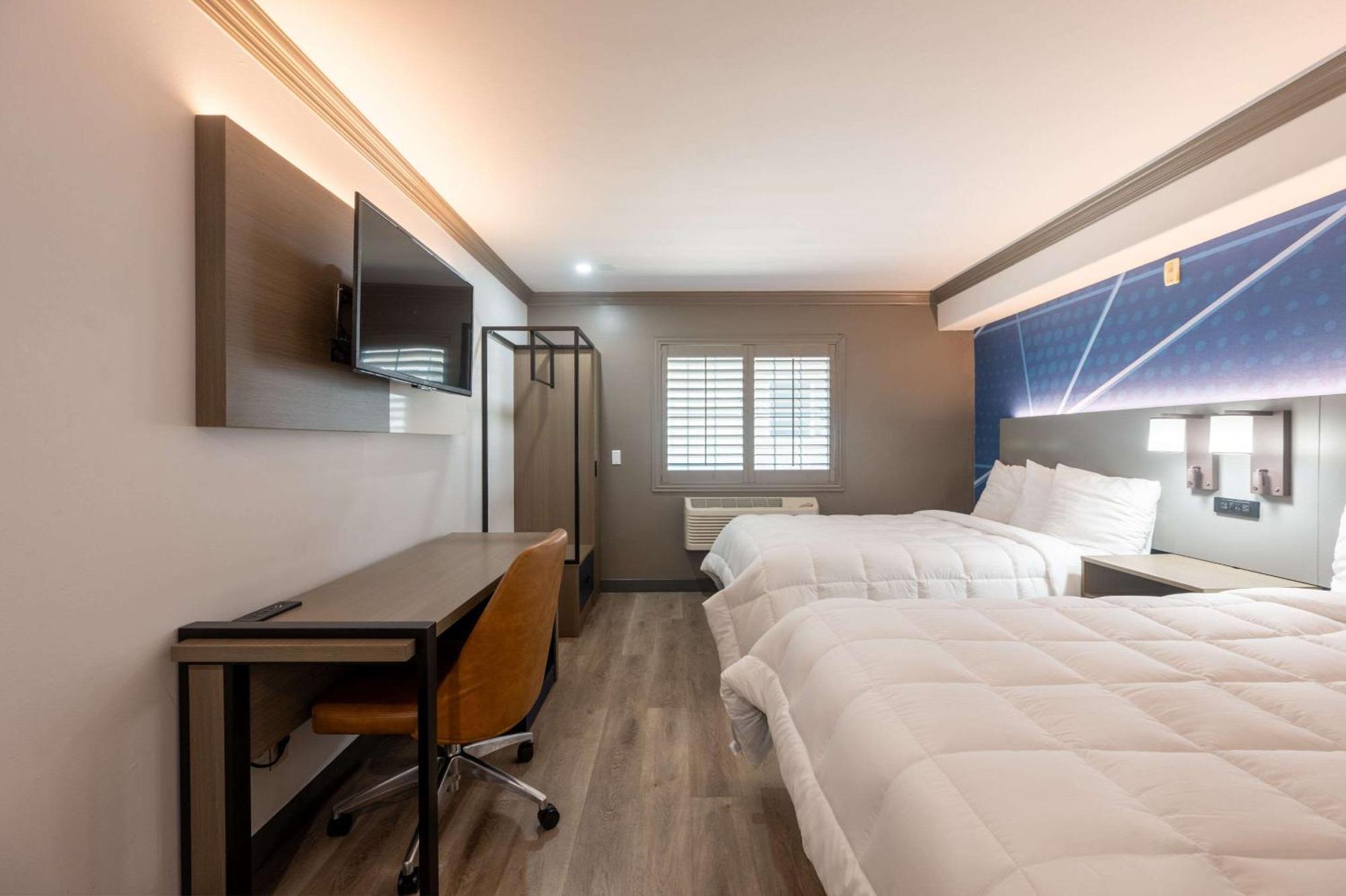 ซูเปอร์ 8 บาย วินด์แฮม ทอแรนซ์ ลอสแองเจลิส แอร์พอร์ต แอเรีย Hotel ทอร์แรนซ์ ภายนอก รูปภาพ