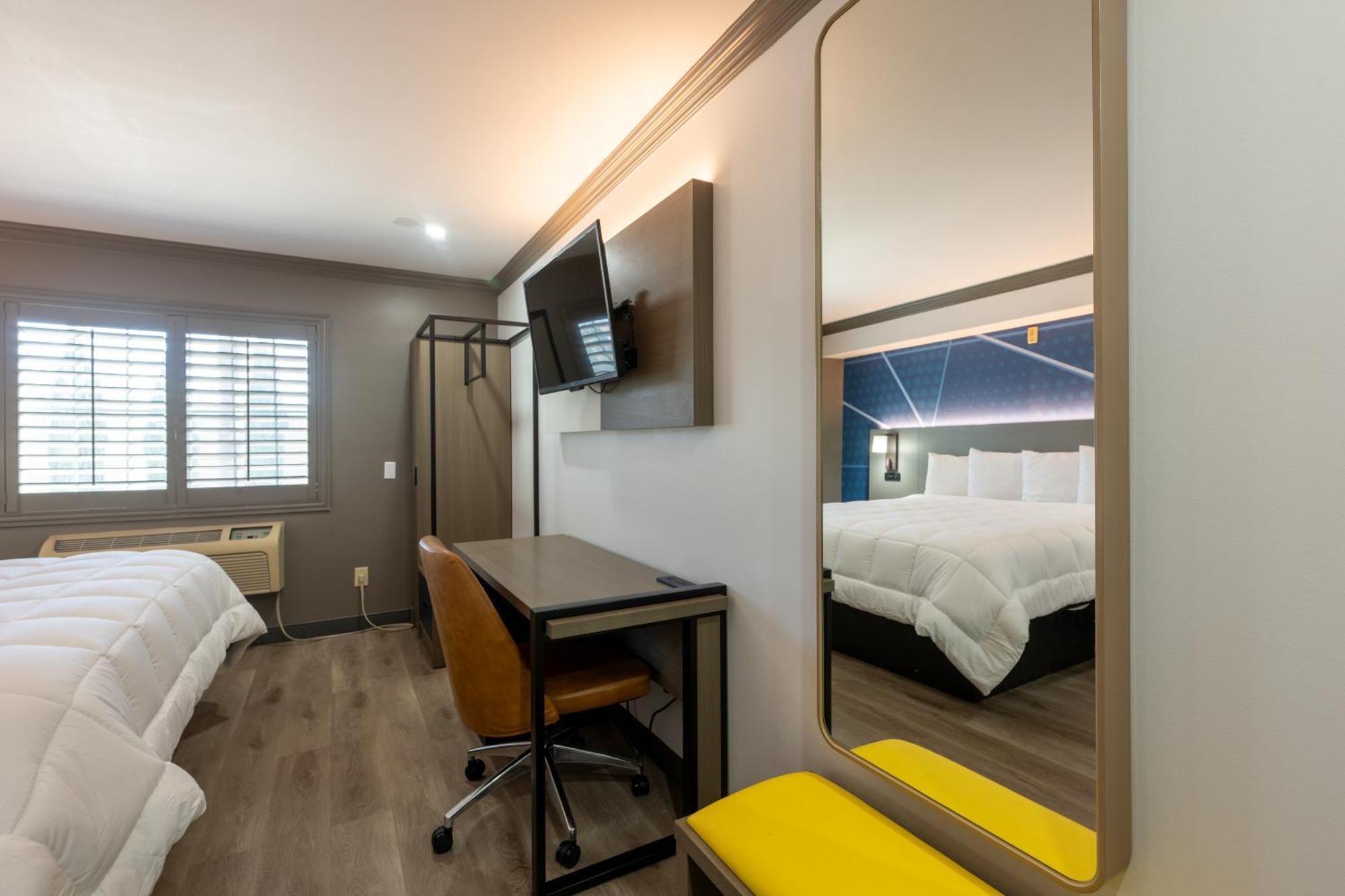 ซูเปอร์ 8 บาย วินด์แฮม ทอแรนซ์ ลอสแองเจลิส แอร์พอร์ต แอเรีย Hotel ทอร์แรนซ์ ภายนอก รูปภาพ